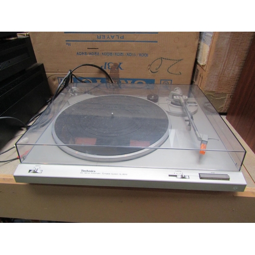 8228 - A Technics SL-B210 automatic turntable