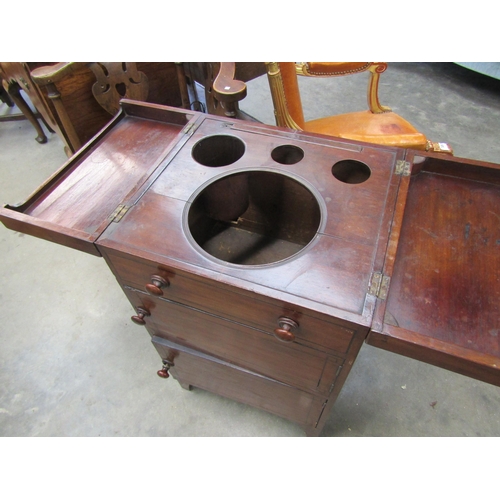 2016 - A Georgian mahogany washstand    (R)  £30