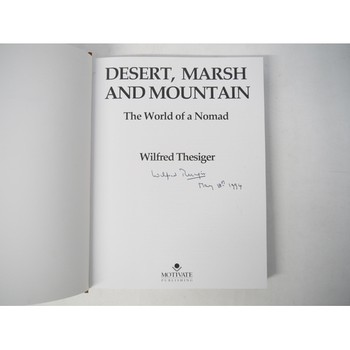 9010 - Wilfred Thesiger: 'Desert, Marsh and Mountain. The World of a Nomad', London, Motivate Publishing, 1... 