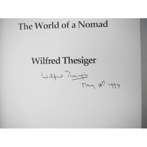 9010 - Wilfred Thesiger: 'Desert, Marsh and Mountain. The World of a Nomad', London, Motivate Publishing, 1... 