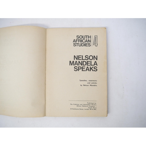 9090 - Nelson Mandela: 'Nelson Mandela speaks. Speeches, statements, and articles by Nelson Mandela', Londo... 