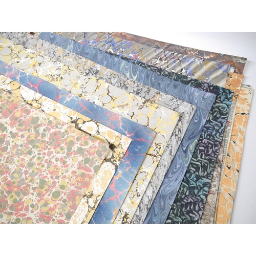 9211 - (Bookbinding). Approx 46 sheets of assorted marbled paper, various sizes from 36 x 44cm - 50 x 64cm,... 