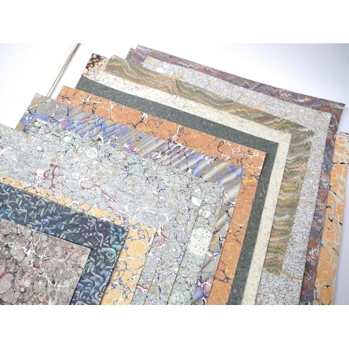 9211 - (Bookbinding). Approx 46 sheets of assorted marbled paper, various sizes from 36 x 44cm - 50 x 64cm,... 