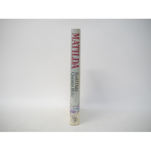 9262 - Roald Dahl: 'Matilda', illustrated Quentin Blake, London, Jonathan Cape, 1988, 1st edition, gift ins... 