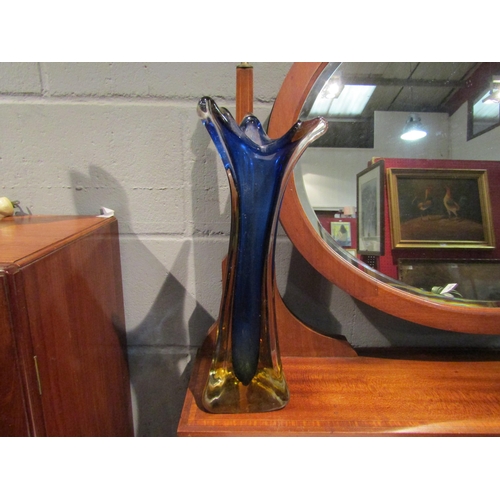 1066 - An Art glass vase with yellow/blue colouring, 41cm tall  (E) £10-15