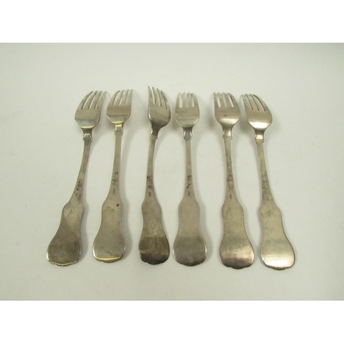 5055 - Six Scottish Mitchell & Russell Glasgow silver Kings Hourglass large forks, 1819.  Two forks slightl... 