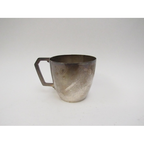 5077 - A Turner & Simpson Ltd., silver Deco form mug/cup, Birmingham 1935, 7cm tall, 148g    (R) £80