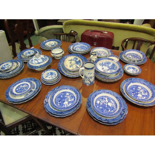 4160 - A good quantity of Booths Real Old Willow pattern dinner and tea wares including plates, tureen, cof... 