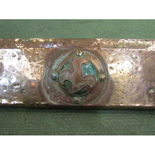 4208 - An Art & Crafts copper fire fender with ruskin style pottery cabochons, 121cm wide x 39.5cm deep