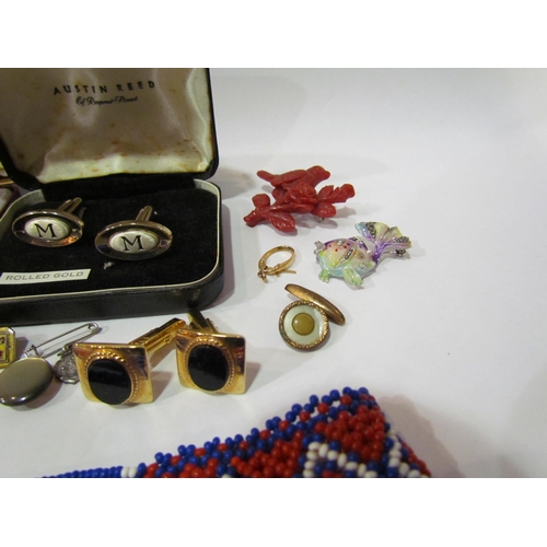 4355 - A box of miscellaneous bijouterie etc, including carved shell comeo brooch, cameo ring, beadwork nec... 