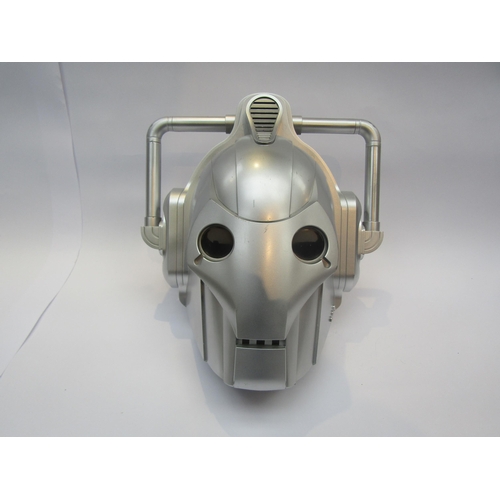 5010 - A Doctor Who Cyberman talking helmet