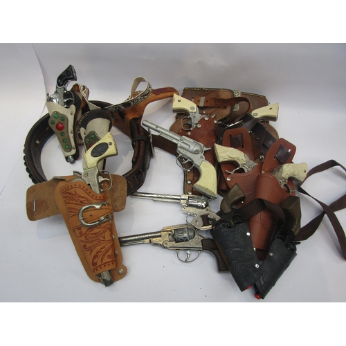 5034 - A collection of assorted playworn toy guns, cap guns and pistols including Lone Star, Gonher etc tog... 