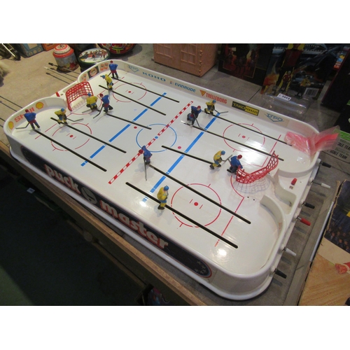 5060 - A Puckmaster ice hockey game