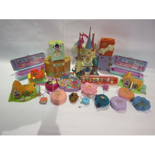 5070 - A collection of Bluebird Toys Polly Pocket play sets to include 2 x Disney Snow White and the Seven ... 