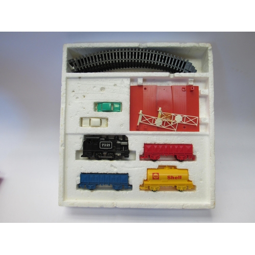 5275 - A boxed Hornby Railways 00 gauge clockwork super set (box a/f)      (E) £10-20