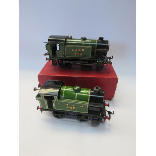 5325 - Two Hornby 0 gauge 0-4-0 locmotives in green LNER livery, no 2162 and 460