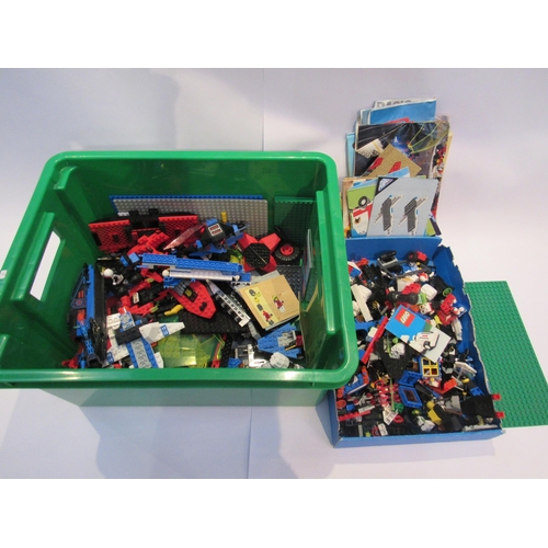 5145 - A collection of loose Lego, mostly space related, to include base plates, figures, bricks and access... 