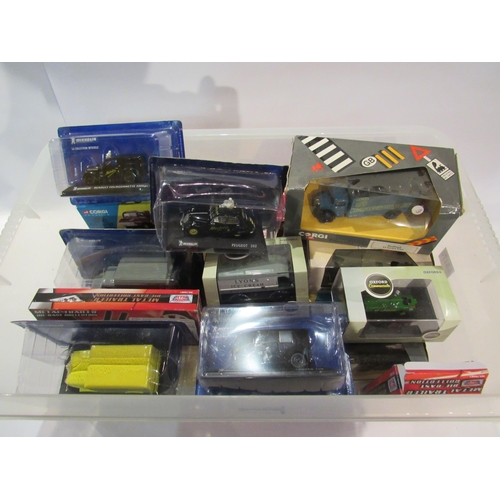 5170 - A collection of boxed/bubble packed diecast commercial vehicles including Corgi, Oxford Commercials,... 