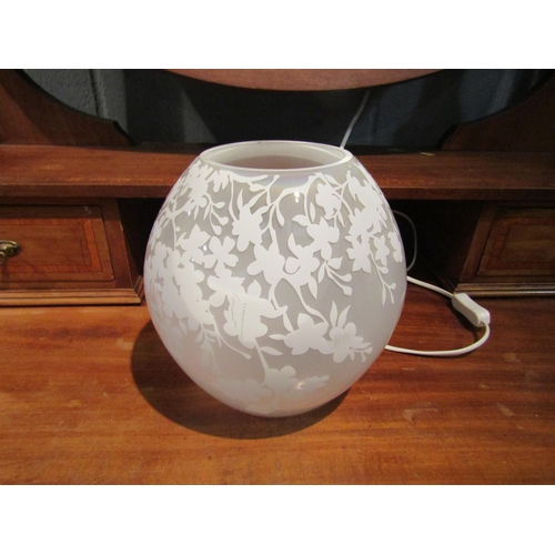 1061 - A globe glass table lamp with floral design   (R)