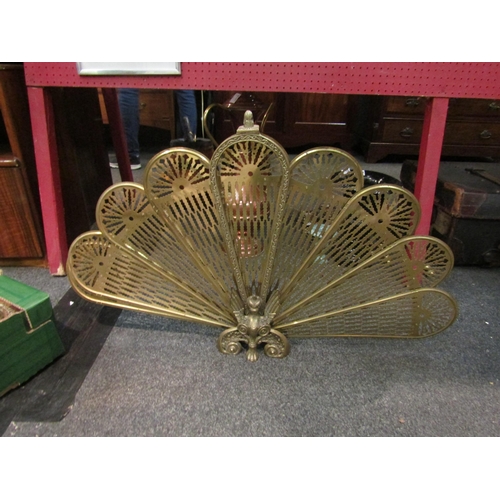 1105 - A quantity of metalwares including oversized copper and brass coffee pot and fan-shaped firescreen