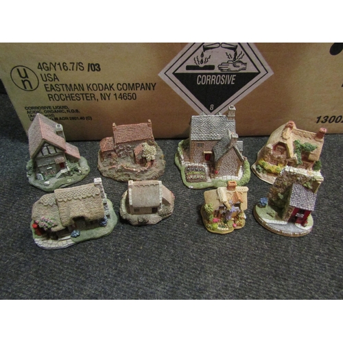 1254 - A collection of Lilliput Lane models, some boxed, some a/f (26)    (R)  £30