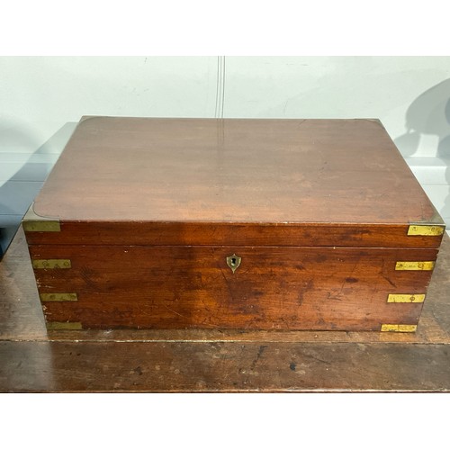 4249 - A George III mahogany campaign storage box with brass fittings and inset handles, 20cm high x 57cm w... 