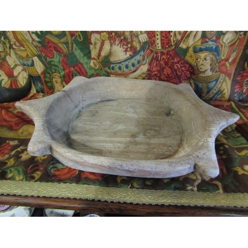 4041 - A rustic dough bowl with shaped edges, 50.5cm long