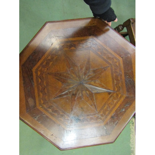 4127 - An early Victorian mixed wood veneered octagonal top lamp table on bobbin turned leg supports, 67cm ... 