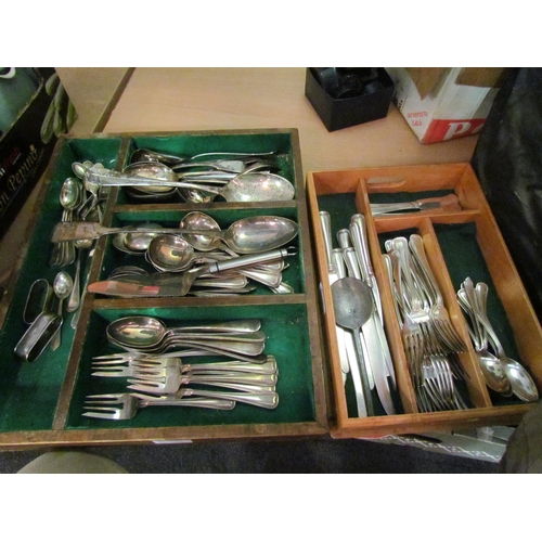 1432 - Two trays of cutlery including monogrammed examples