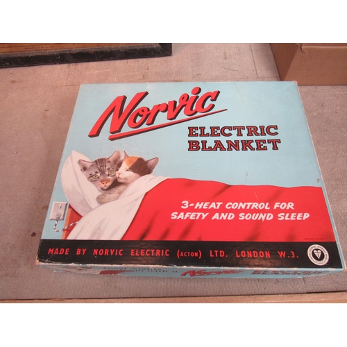 7217 - A 'Norvic Electric Blanket' box     (E) £5-10