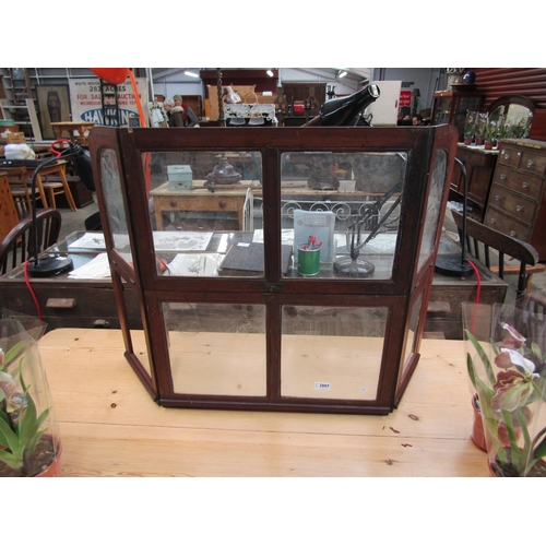 2135 - A Victorian mahogany folding shop counter screen   (R) £30