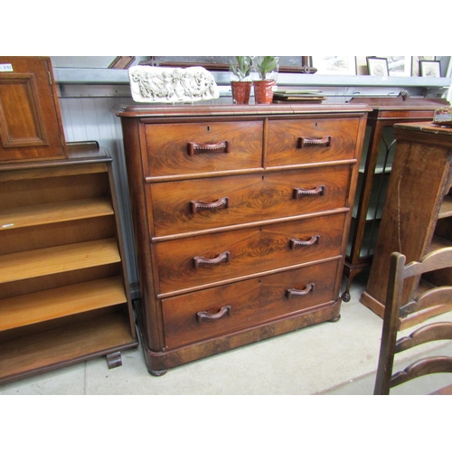 2150 - A Fine Victorian mahogany chest of drawers with unusual mahogany swag handles