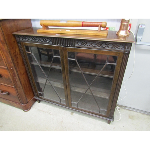 2154 - An Edwardian astragal glazed two door cabinet