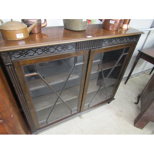 2154 - An Edwardian astragal glazed two door cabinet