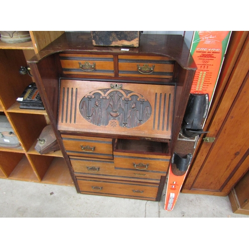 2257 - An Edwardian walnut bureau