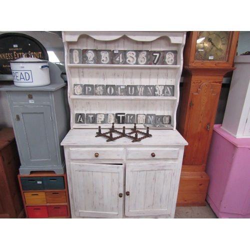 2271 - A modern painted pine two drawer over two door dresser