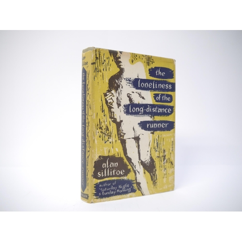 5126 - Alan Sillitoe: 'The Loneliness of the Long-Distance Runner', London, W.H. Allen, 1959, 1st edition, ... 