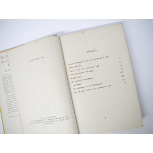 5126 - Alan Sillitoe: 'The Loneliness of the Long-Distance Runner', London, W.H. Allen, 1959, 1st edition, ... 