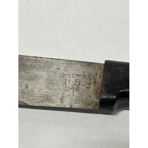 9196 - A WWII US Disston machete, dated 1942 to blade, with webbing shealth bearing US lettering