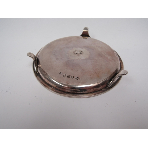 6276 - A Henry Chawner silver card tray with crested detail, London 1790, 11.5cm diameter, 64g