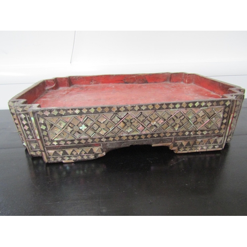 6061 - Anglo Indian 19th Century tray/tea stand, 38cm long    (R) £50