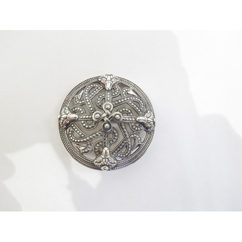 9236 - A mid 20th Century Finnish silver Norse shield brooch by Kalevala Koru and set in original presentat... 