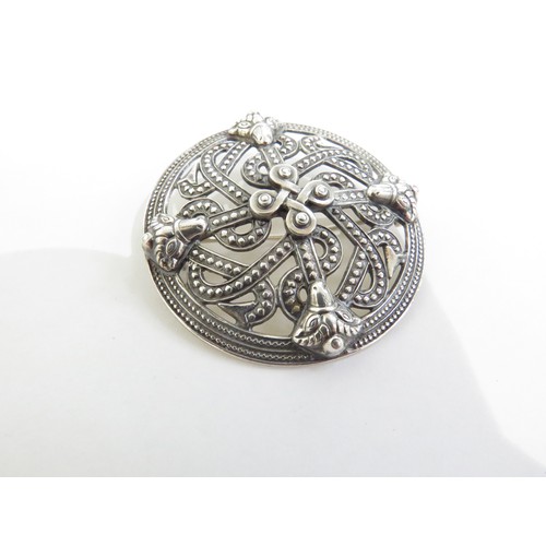 9236 - A mid 20th Century Finnish silver Norse shield brooch by Kalevala Koru and set in original presentat... 