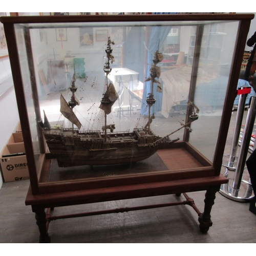 6128 - A mid 20th Century scale model of 