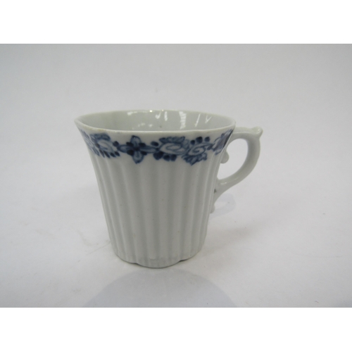 6221 - A Worcester ribbed coffee can c1755, Grant Davidson Collection Lund's label to base