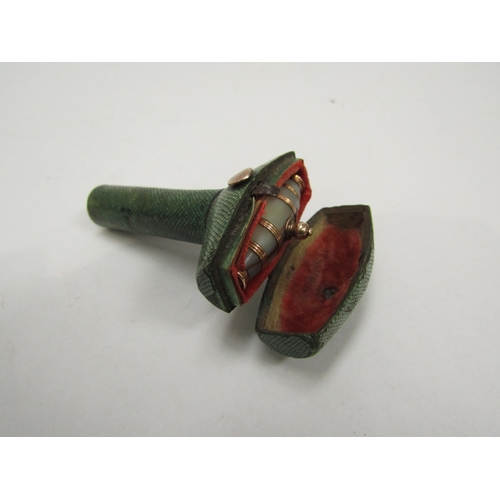 6240 - An agate corkscrew in Shagreen fitted case