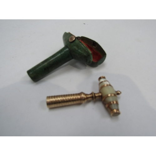 6240 - An agate corkscrew in Shagreen fitted case