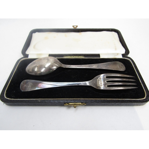 6286 - A silver two piece Christening set by Barker Brothers silver Ltd Birmingham 1951, 51g
