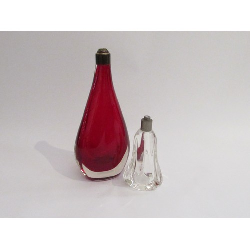 9207 - Two mid century blown glass lamp bases in red and clear glass. Tallest 28cm overall.