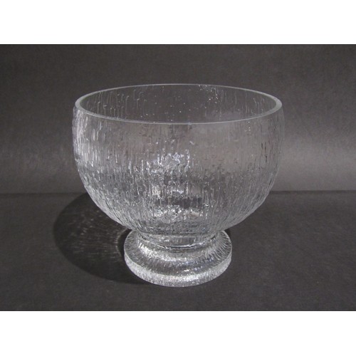 9142 - A Finnish 'Kekkerit' large glass fruit bowl by Timo Sarpaneva for Iittala, c1970's. 19cm diameter x ... 